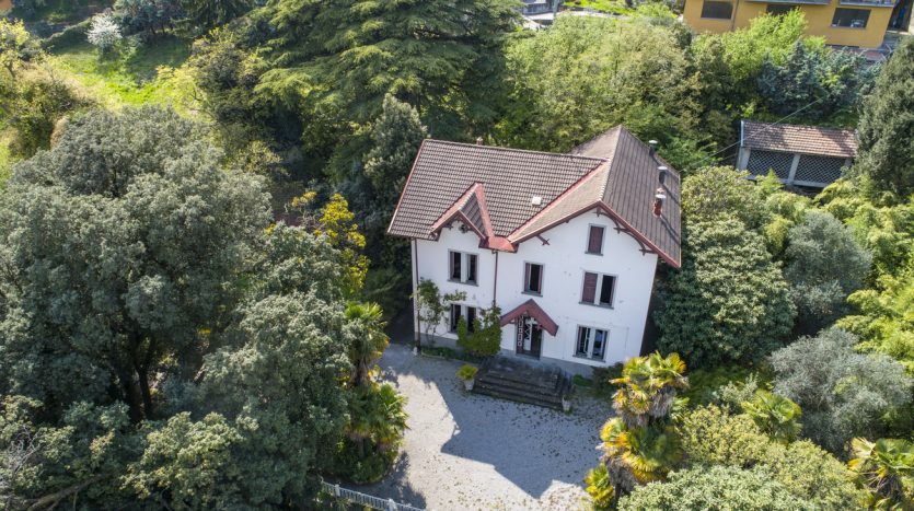 Villa Tavernola_Lago Iseo_vista casa