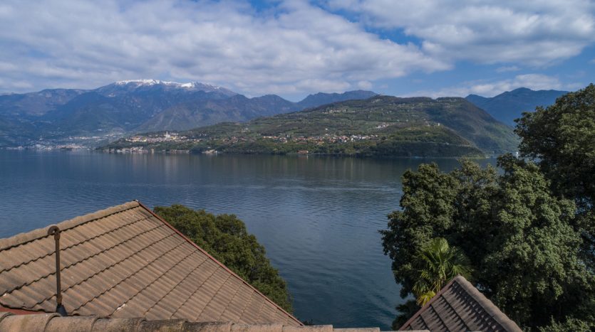Villa Tavernola_Lago Iseo_vista lago